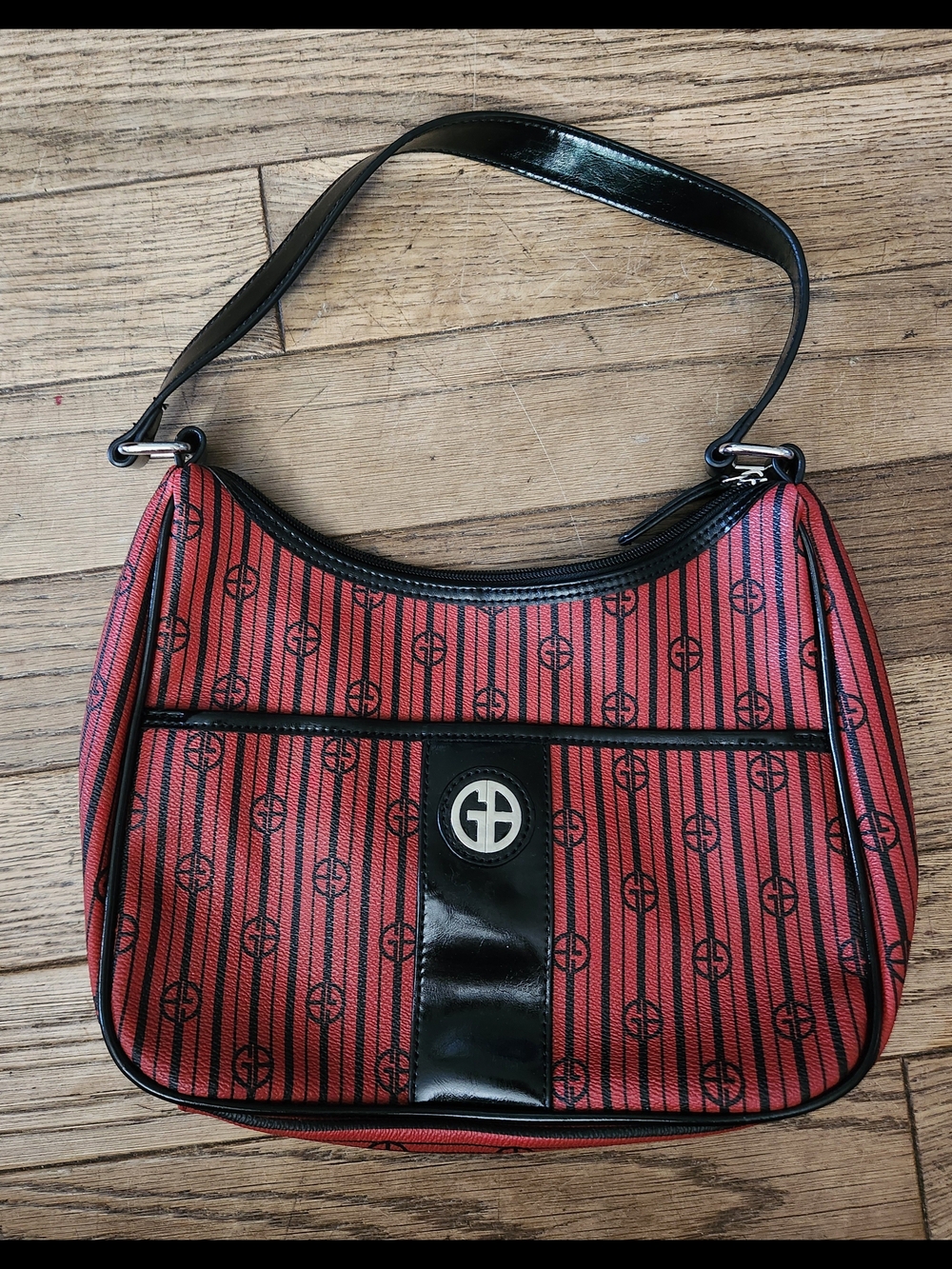 Giani Bernini Stripe Signature Small Hobo Handbag Black/Red Faux Leather Purse